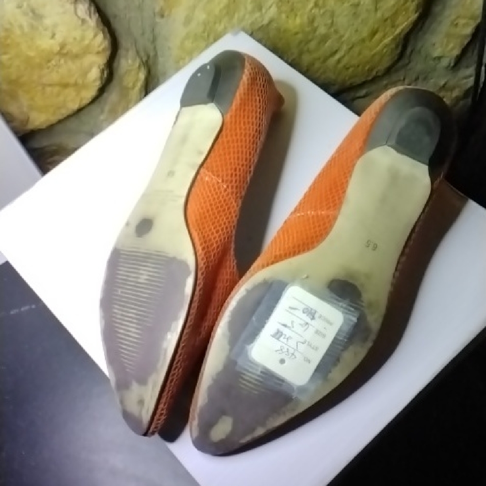 J. Jill Orange Flats with Pointed Toe and Contrast Stitching - Picture 4 of 4